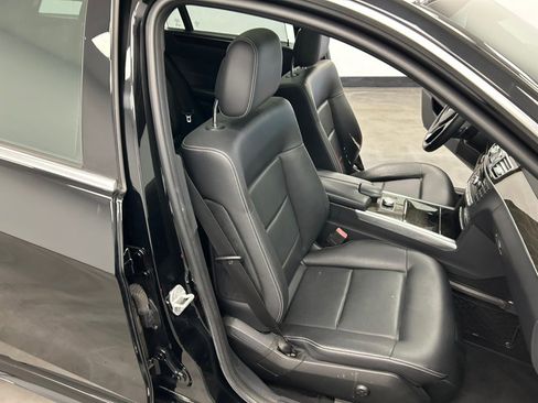 Used 2014 Mercedes-Benz E 350 4MATIC Wagon image 38