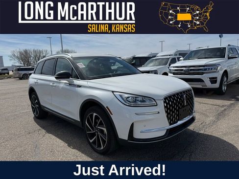 Used 2023 Lincoln Corsair Reserve w/ Equipment Group 201A image 1