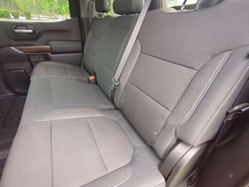 Used 2019 GMC Sierra 1500 SLE w/ SLE Value Package AWD/4WD image 29
