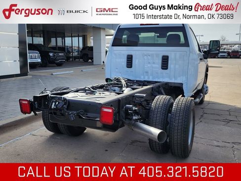 New 2026 GMC Sierra 3500 Pro AWD/4WD image 3