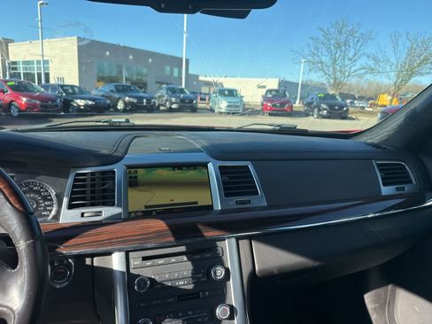 Used 2009 Lincoln MKS AWD image 22