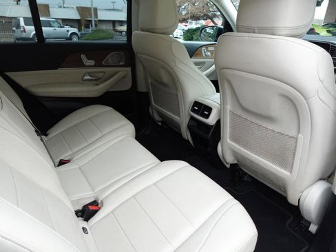 Used 2022 Mercedes-Benz GLE 350 4MATIC w/ 3rd Row Seat Package image 12