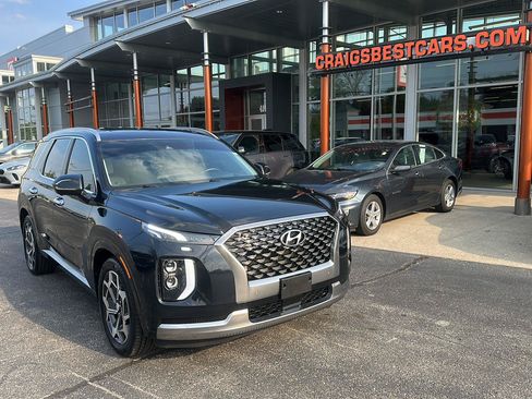 Used 2022 Hyundai Palisade Calligraphy w/ Cargo Package FWD image 8