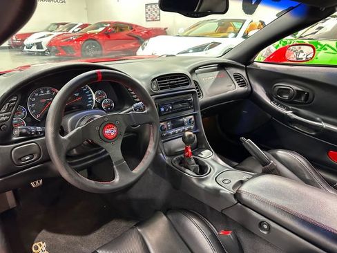 Used 2003 Chevrolet Corvette Z06 w/ Memory Package, 3 Drivers RWD image 11