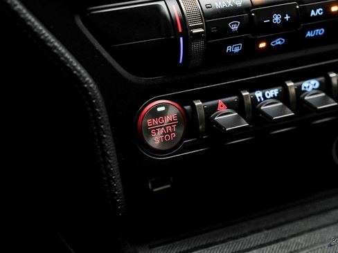 Used 2020 Ford Mustang Shelby GT500 w/ Carbon Fiber Track Pack image 80