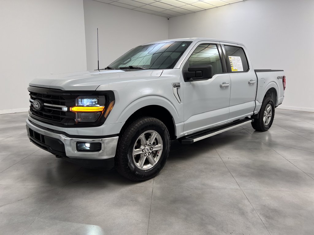 Used 2025 Ford F150 XLT w/ Equipment Group 301A Standard AWD/4WD image 4