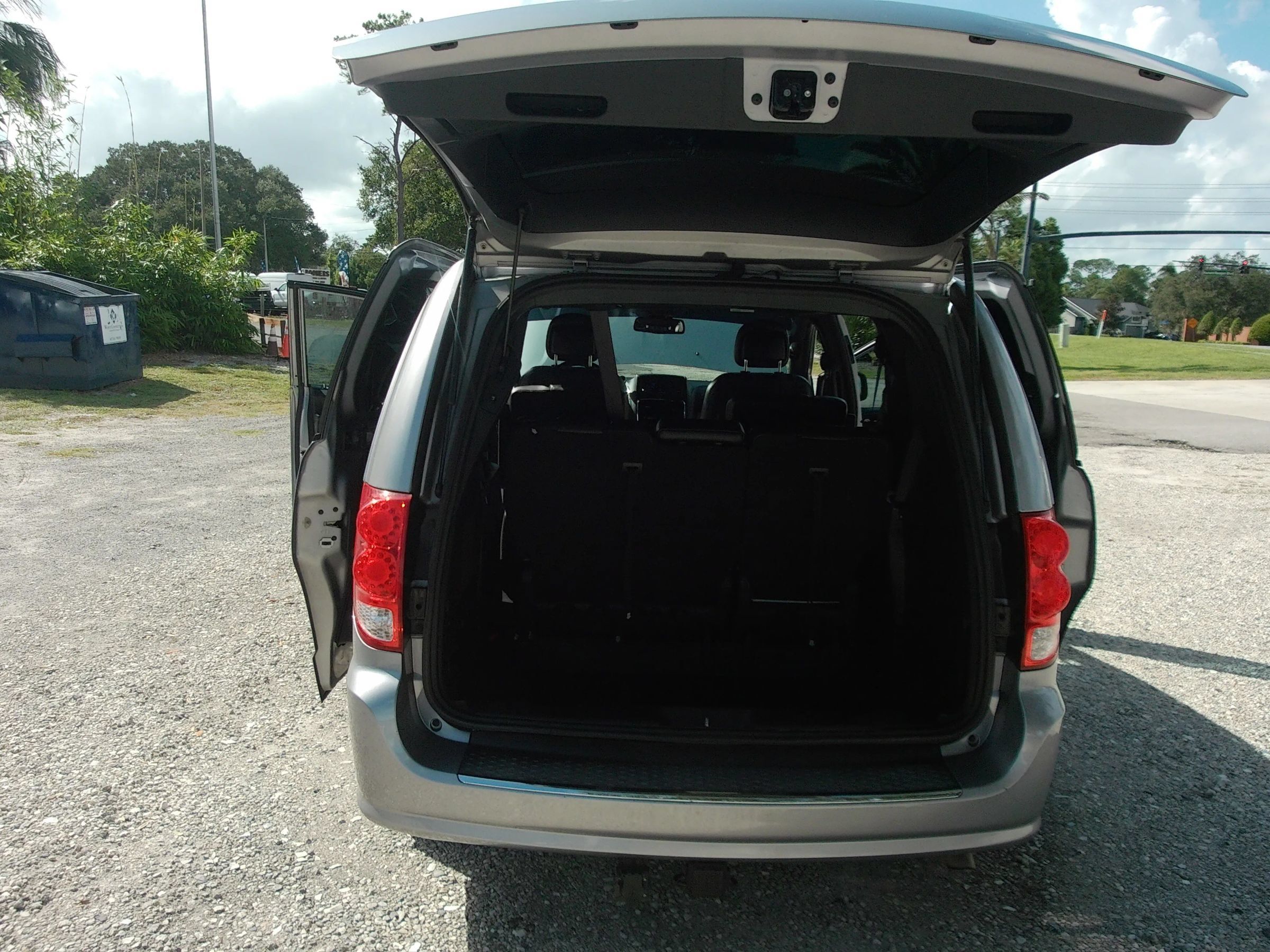 Used 2019 Dodge Grand Caravan GT FWD image 29
