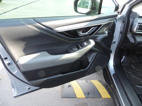 Used 2023 Subaru Outback Onyx Edition XT image 15