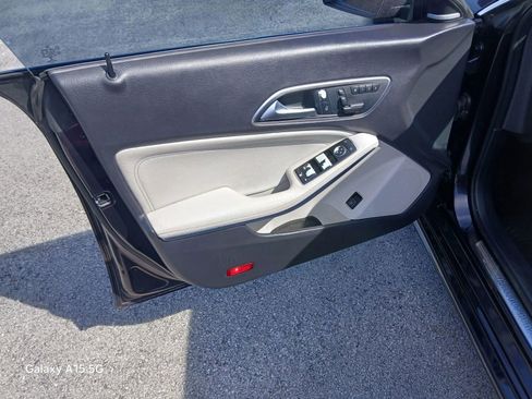 Used 2014 Mercedes-Benz CLA 250 image 10