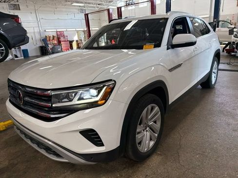 Used 2023 Volkswagen Atlas Cross Sport SE w/ Panoramic Sunroof Package AWD/4WD image 1