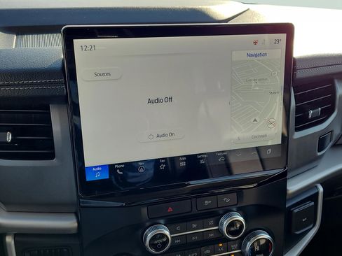 Certified 2022 Ford Expedition XLT image 19