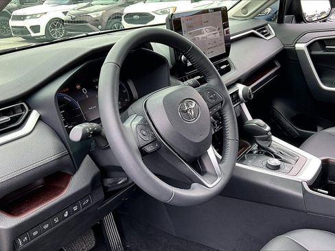 Used 2025 Toyota RAV4 Limited w/ Advanced Technology Package image 14