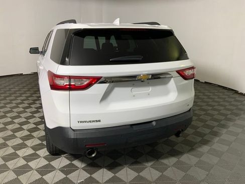 Used 2020 Chevrolet Traverse LT FWD image 9