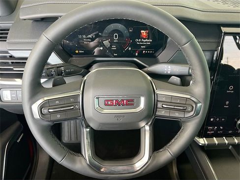 New 2026 GMC Acadia Elevation image 7