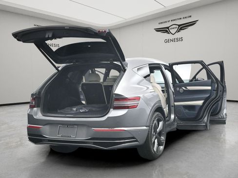 Used 2025 Genesis GV80 3.5T Prestige AWD/4WD image 22