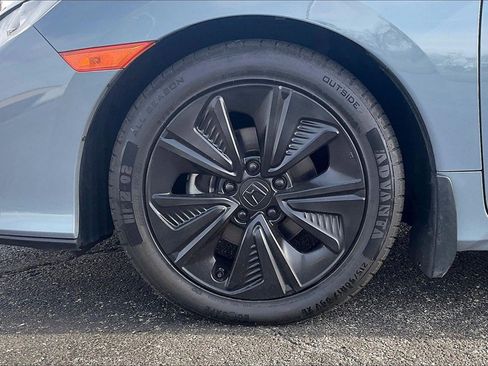 Used 2018 Honda Civic EX-L image 14