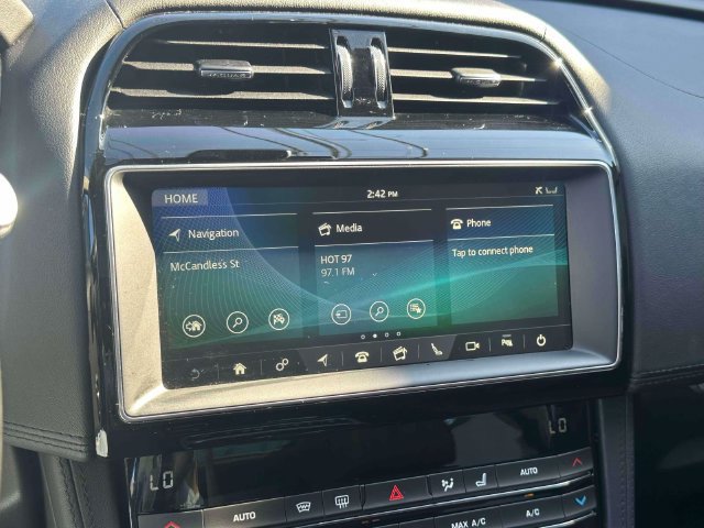 Used 2019 Jaguar F-PACE Portfolio AWD/4WD image 46