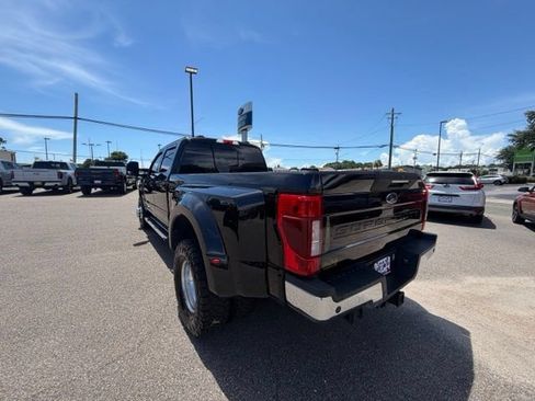 Used 2022 Ford F350 Lariat w/ Lariat Ultimate Package AWD/4WD image 6
