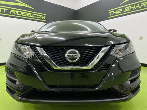 Used 2020 Nissan Rogue Sport S image 5