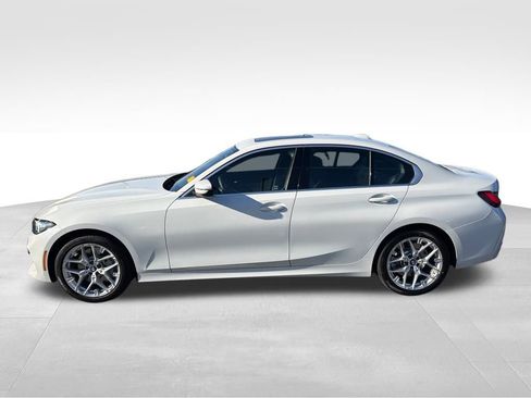 Used 2025 BMW 330i xDrive Sedan image 2