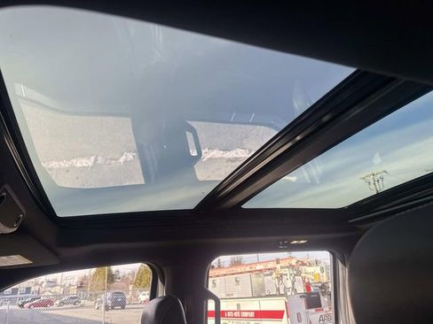 Used 2020 Ford F150 Lariat image 28