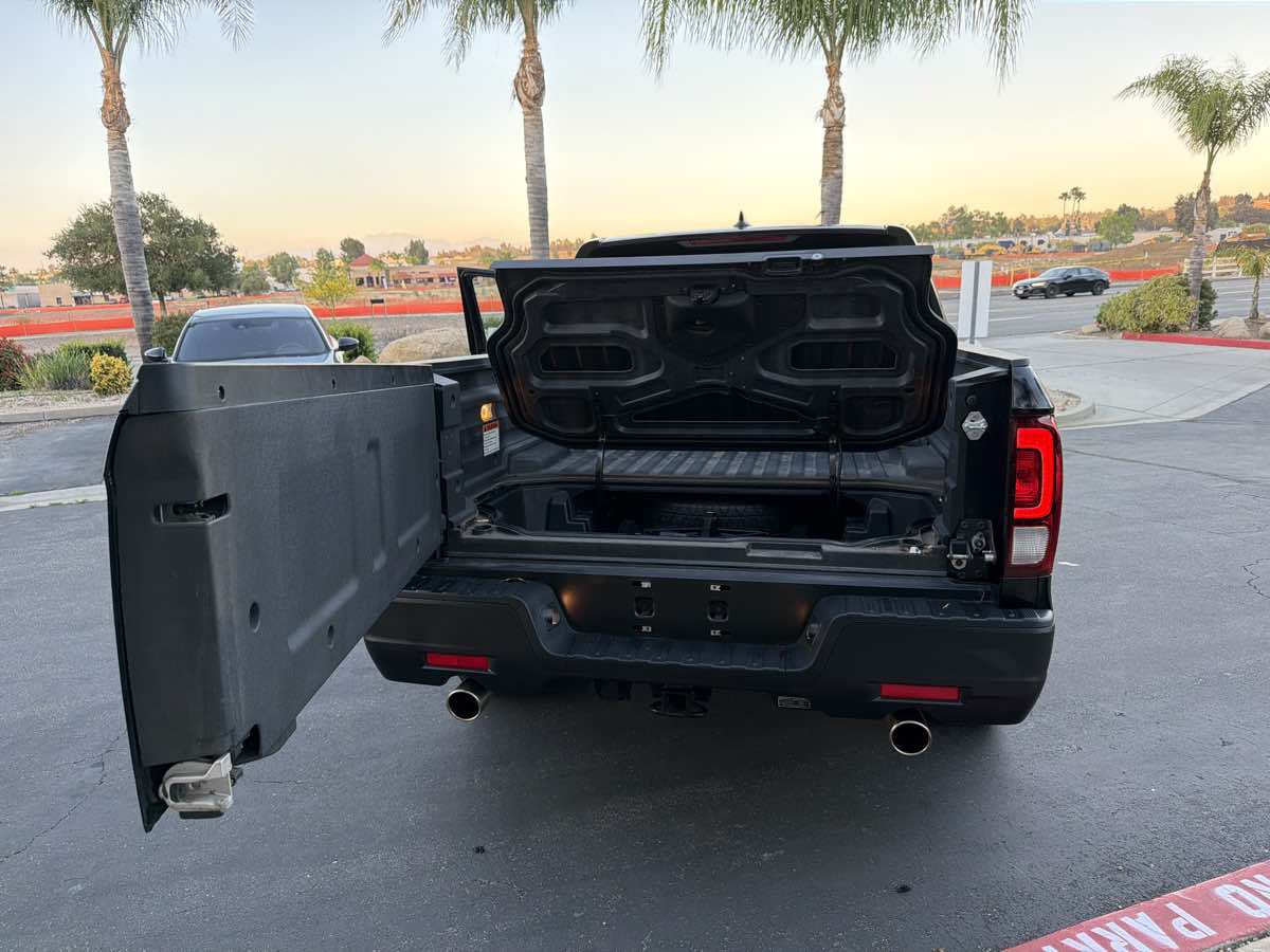 Used 2023 Honda Ridgeline Sport image 40