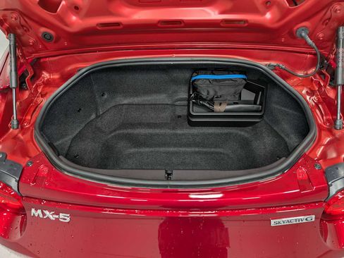 Used 2023 MAZDA MX-5 Miata Grand Touring RWD image 41
