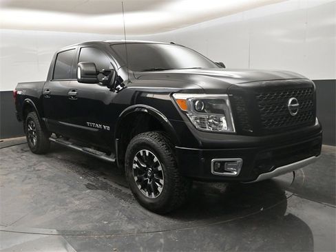 Used 2019 Nissan Titan PRO-4X w/ Pro-4x Utility Package image 2