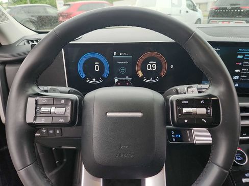 Used 2024 Hyundai Santa Fe SEL AWD/4WD image 18