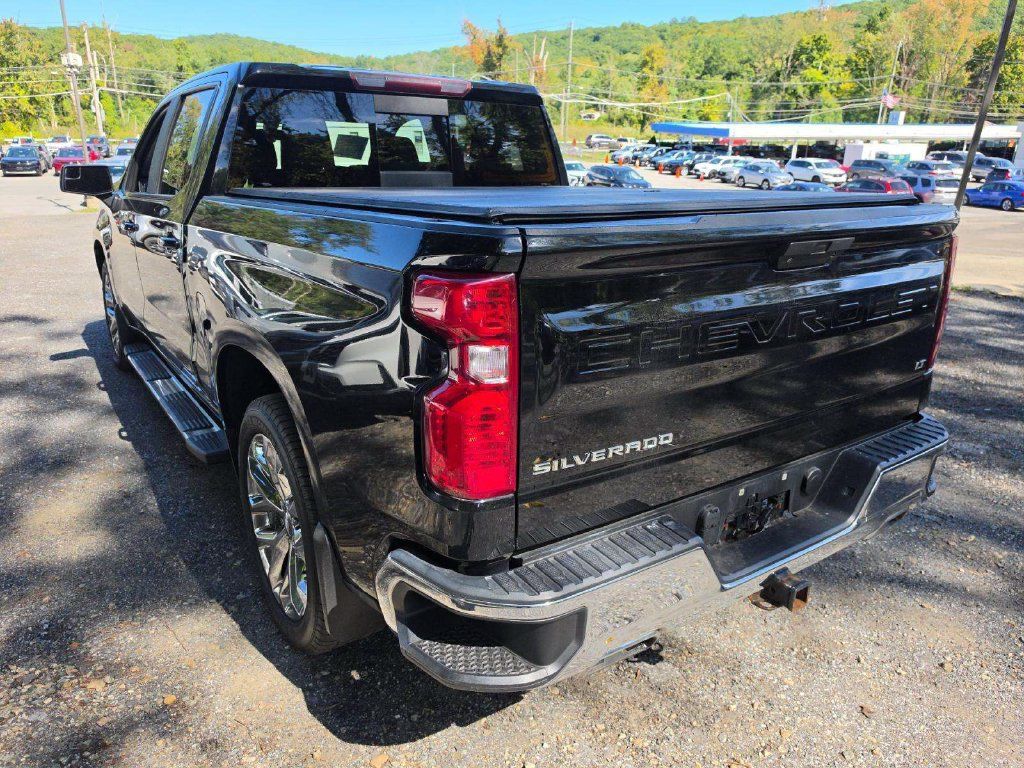 Used 2019 Chevrolet Silverado 1500 LT w/ All-Star Edition AWD/4WD image 6