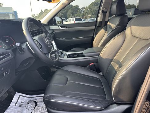 Used 2023 Hyundai Palisade SEL w/ Cargo Package FWD image 10