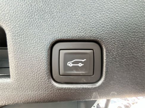 New 2025 GMC Acadia Elevation w/ Elevation Premium Package image 38