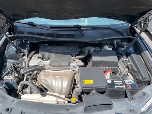 Used 2014 Toyota Camry SE FWD image 16