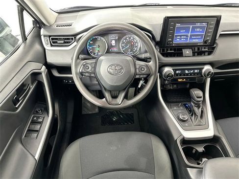 Used 2021 Toyota RAV4 LE w/ Carpet Mat Package (TMS) image 10