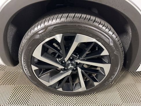 Used 2024 Mitsubishi Outlander SEL image 15