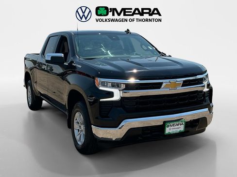Used 2025 Chevrolet Silverado 1500 LT AWD/4WD image 7