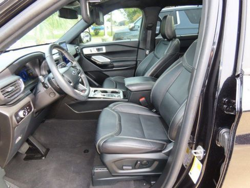 Certified 2023 Ford Explorer ST w/ Equipment Group 401A image 25