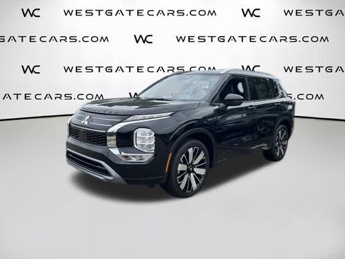 New 2026 Mitsubishi Outlander SEL Black Edition FWD image 1