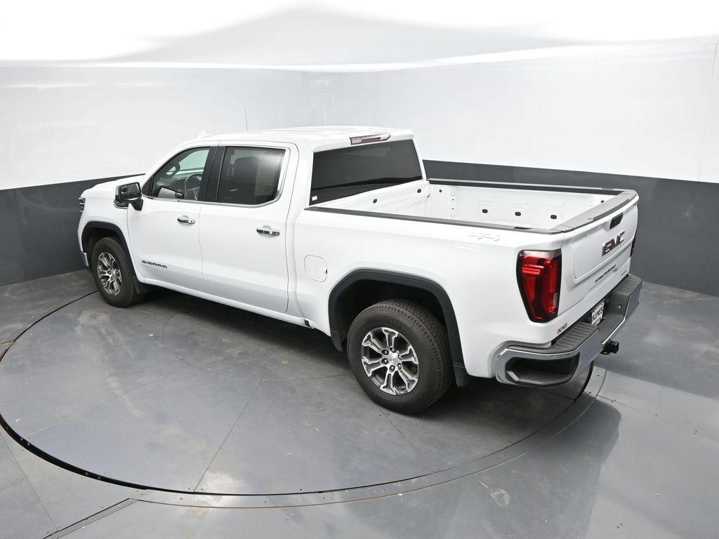 Used 2024 GMC Sierra 1500 SLT AWD/4WD image 30