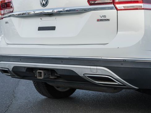 Used 2018 Volkswagen Atlas SEL Premium image 10