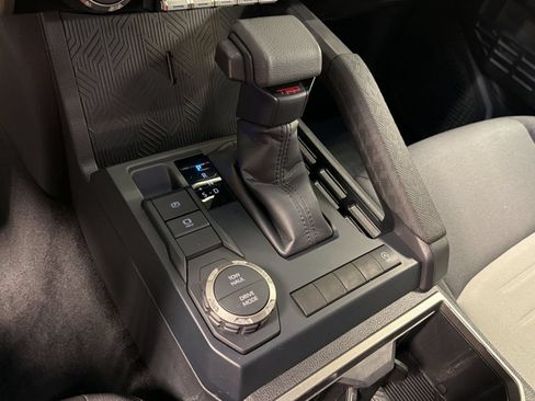 Used 2025 Toyota Tacoma TRD Sport RWD image 16