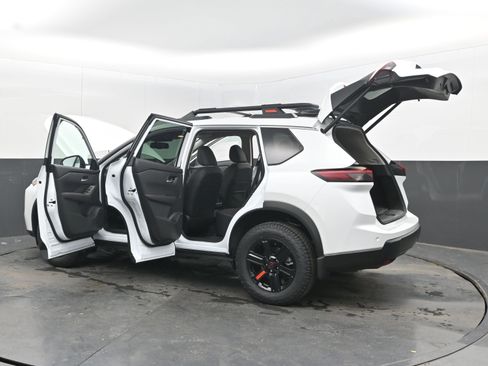 New 2026 Nissan Rogue SV w/ Rock Creek Premium Package image 40