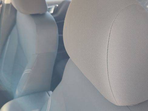 Used 2015 Ford Fiesta SE image 15