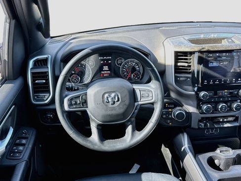 Used 2023 RAM 1500 Big Horn AWD/4WD image 14