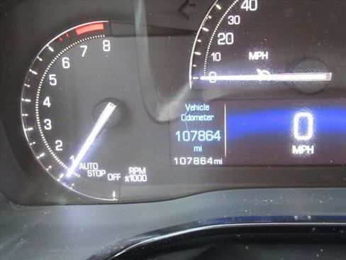 Used 2017 Cadillac XT5 Luxury w/ LPO, Wheel Lock Package image 32