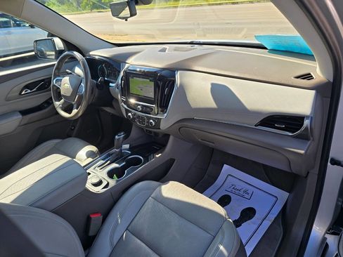 Used 2018 Chevrolet Traverse Premier image 38