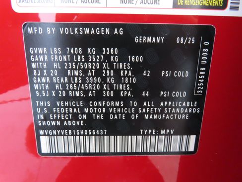 New 2025 Volkswagen ID. Buzz Pro S Plus AWD/4WD image 29