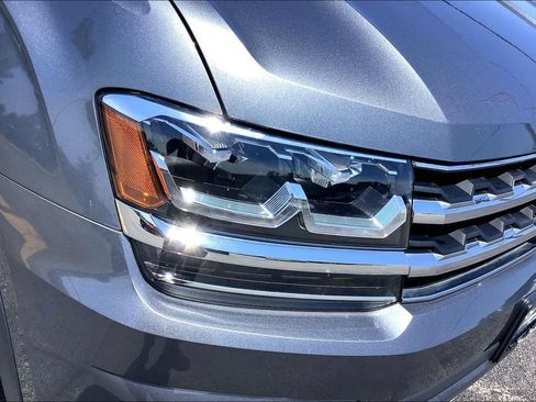 Used 2018 Volkswagen Atlas S AWD/4WD image 32