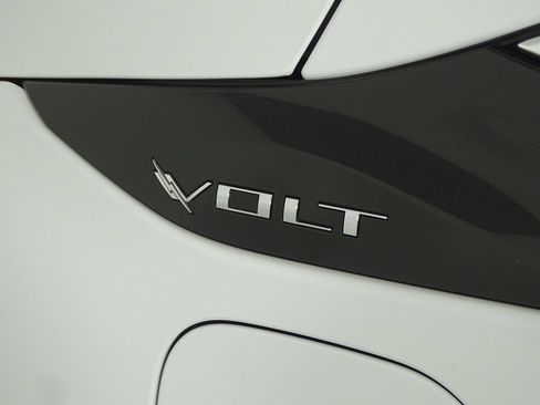 Used 2017 Chevrolet Volt Premier w/ Driver Confidence II Package image 43