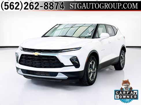 Used 2025 Chevrolet Blazer LT FWD image 1